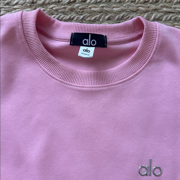 ALO Yoga Pink Women's Sweater - Picture 4 of 4